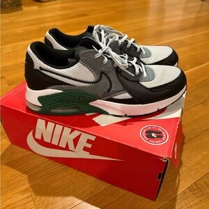 NIKE men’s Nike Air Max Excee CD4165-018 Sneakers